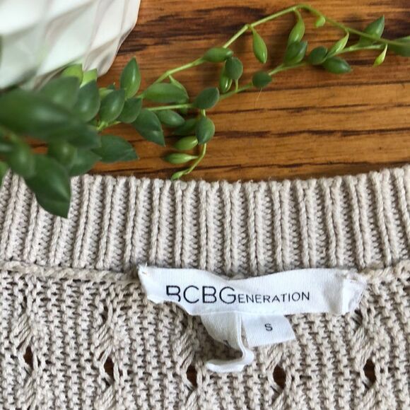 BCBG Open Knit Sweater Boho Oversized - Picture 3 of 8